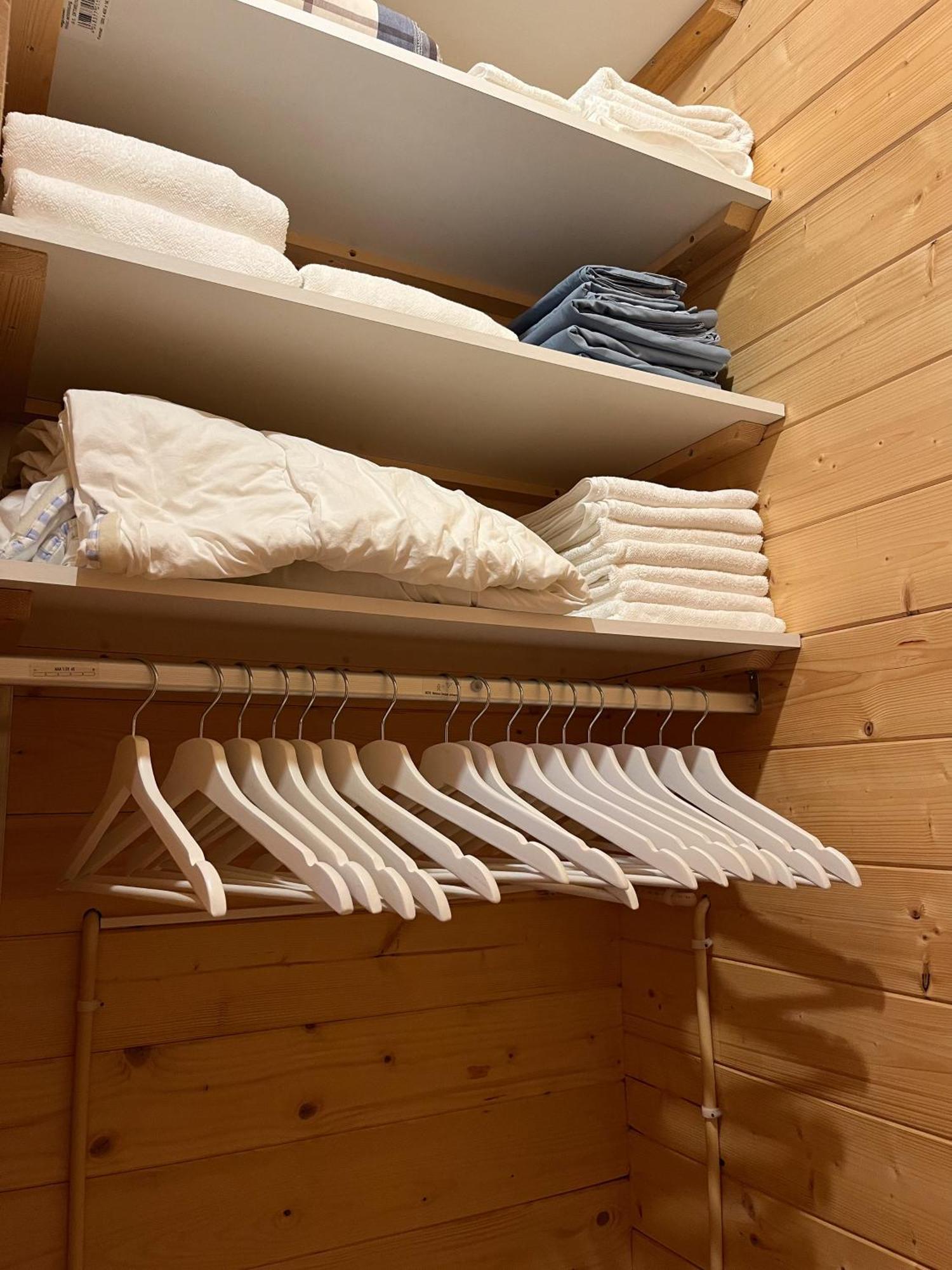 Luxe En Ruim Chalet Met Airco Bij Leekstermeer Matsloot Buitenkant foto
